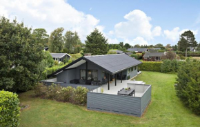 3 Bedroom Pet Friendly Home In Faaborg